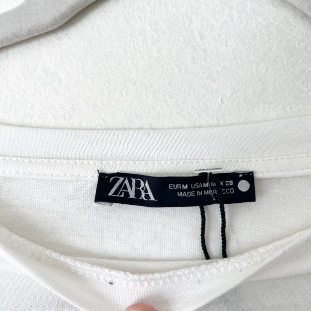 White ruffle tee - Picture 4 of 4